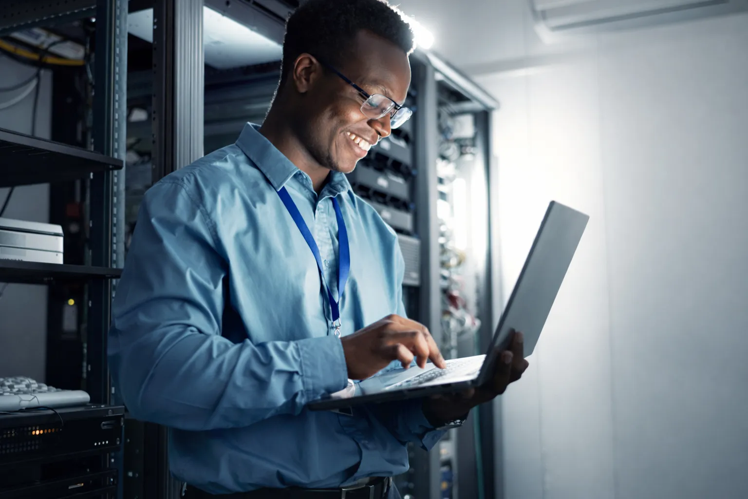 Integrated technical support services combining helpdesk, remote, and onsite IT support by Encode Tech Solutions